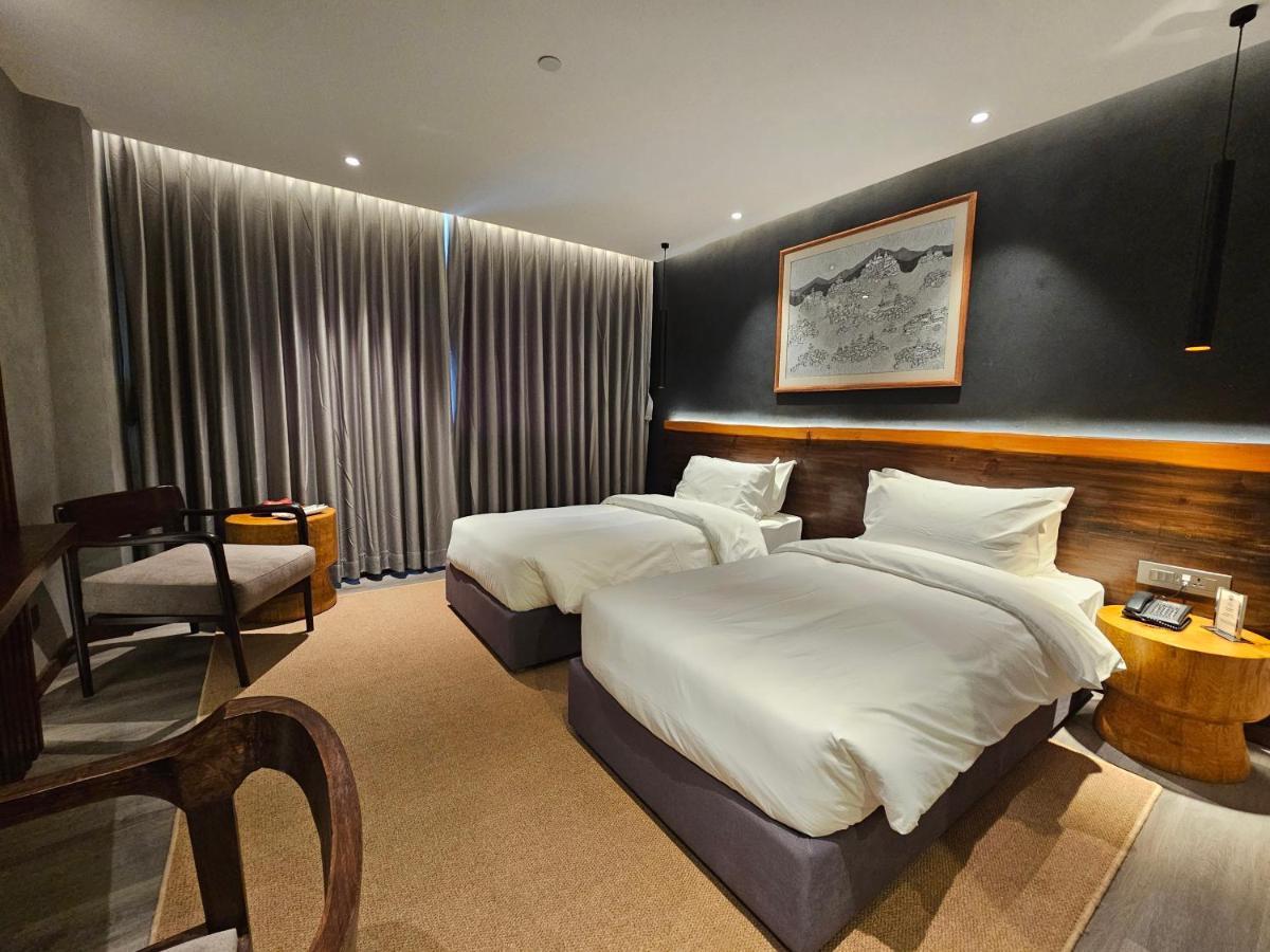 Hotel Barahi Káthmándú Exteriér fotografie