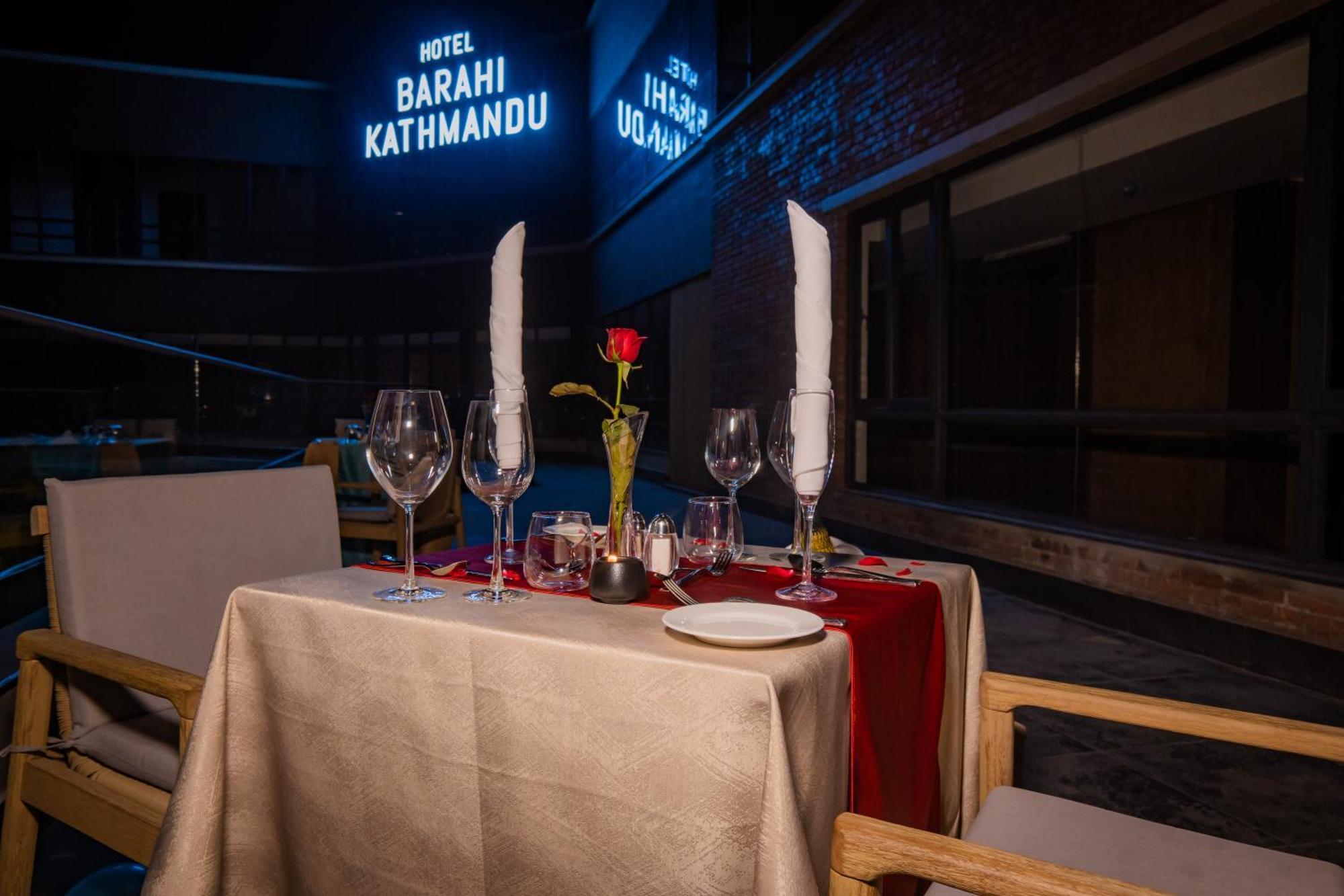 Hotel Barahi Káthmándú Exteriér fotografie