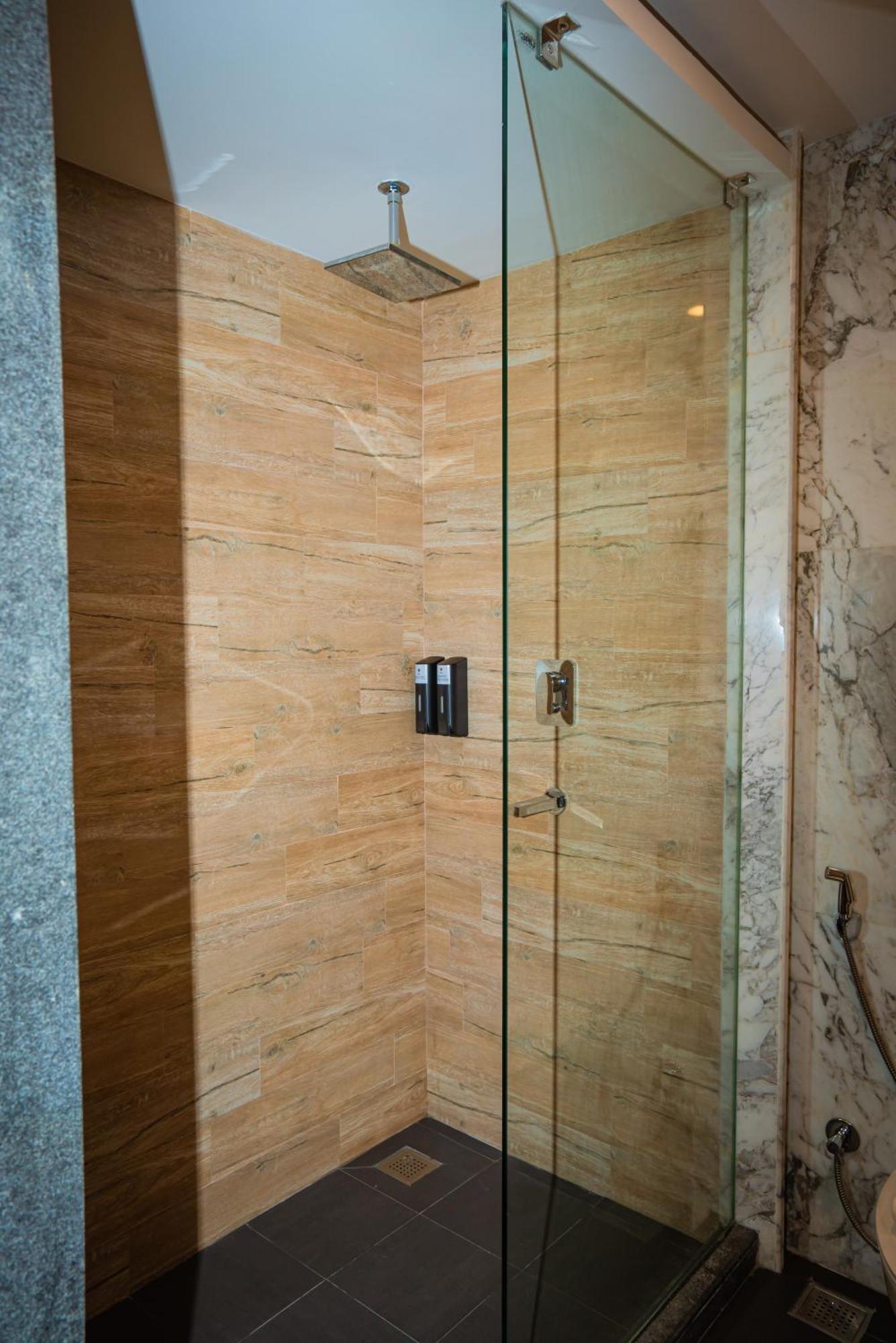 Hotel Barahi Káthmándú Exteriér fotografie