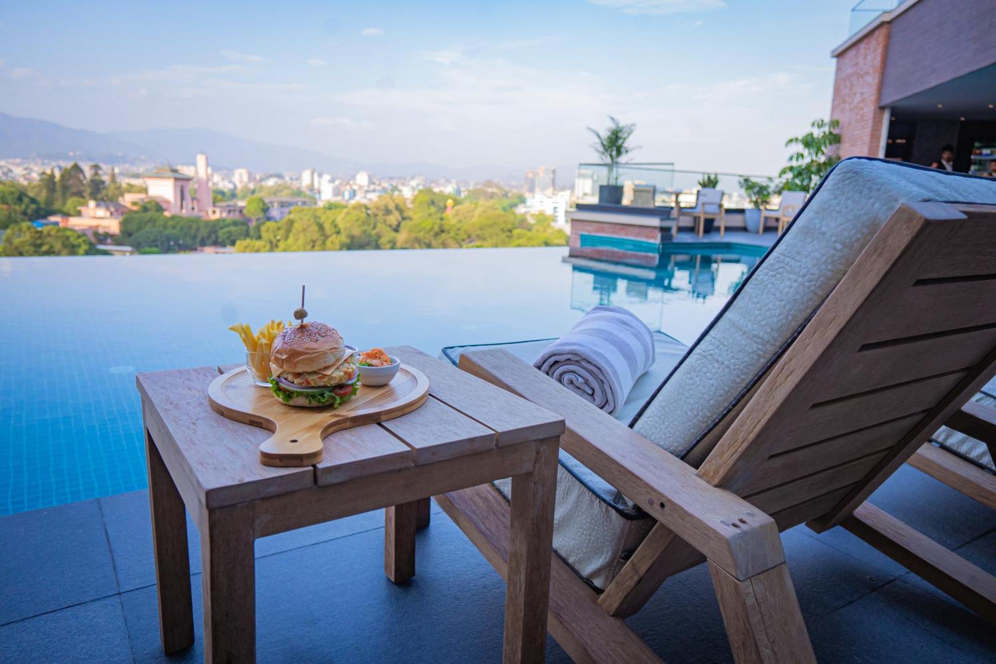 Hotel Barahi Káthmándú Exteriér fotografie